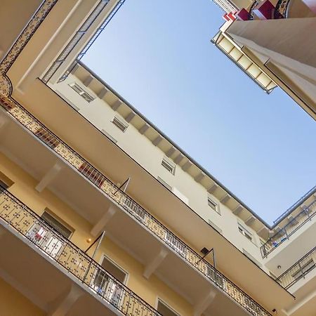 Apartmento Albero Di Acacia By Nw ブダペスト エクステリア 写真