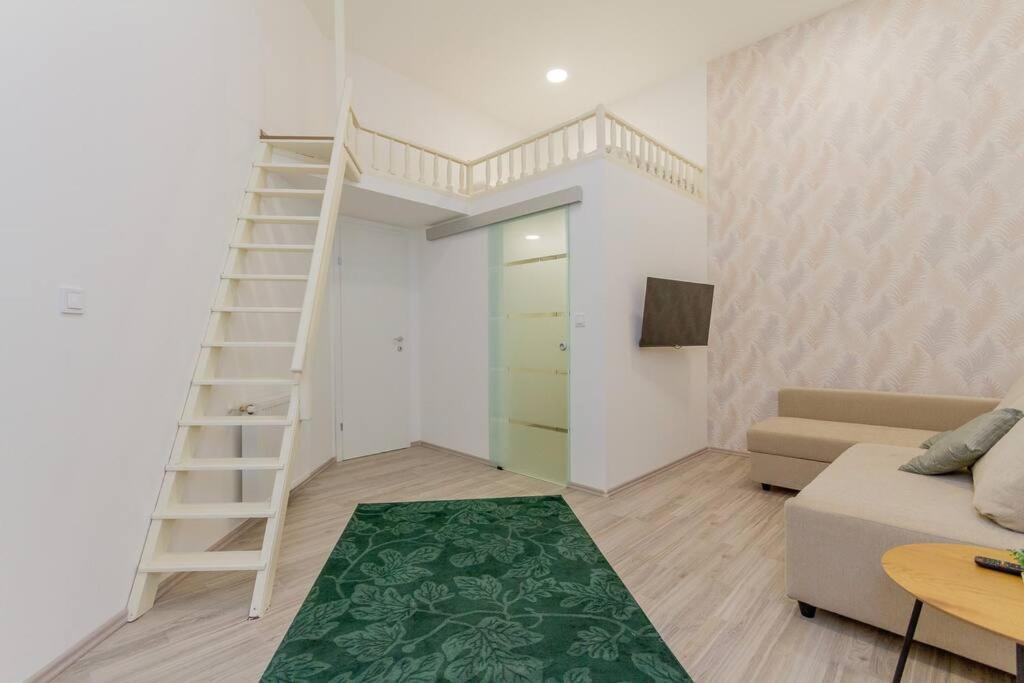 Apartmento Albero Di Acacia By Nw ブダペスト エクステリア 写真